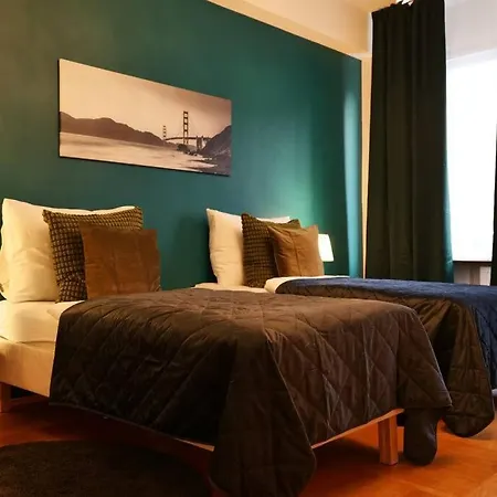 Stylish 3bd Riverfront Apartment Prague