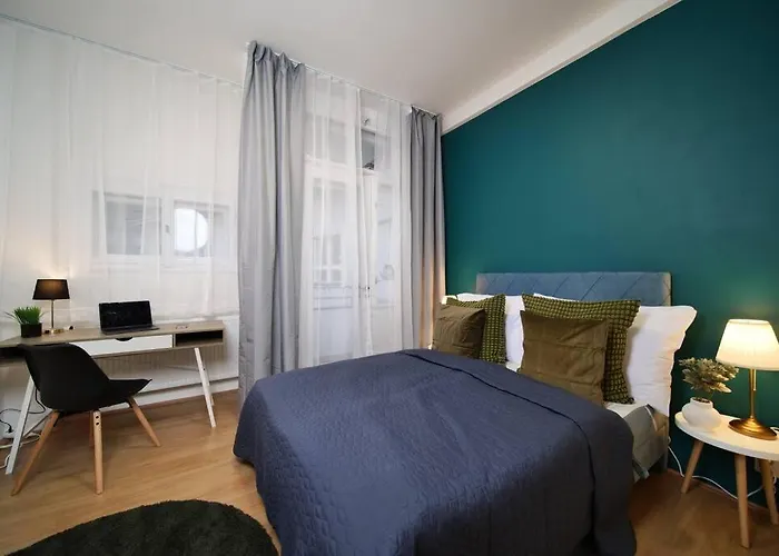 아파트 Stylish 3bd Riverfront 프라하