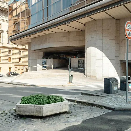Stylish 3bd Riverfront * Praga